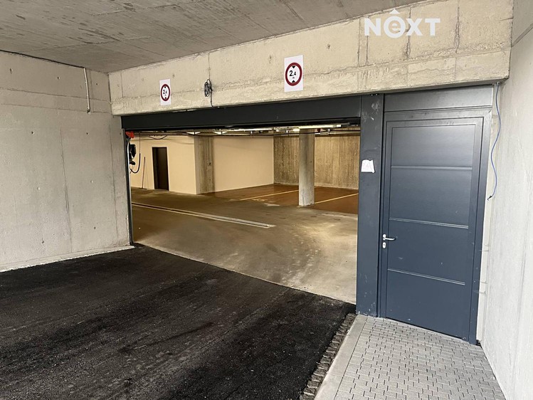 Pronájem garážového stání 18 m² - foto 2