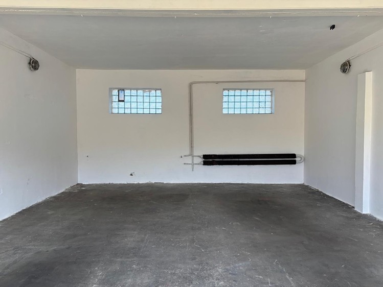 Pronájem garáže 80 m² - foto 2