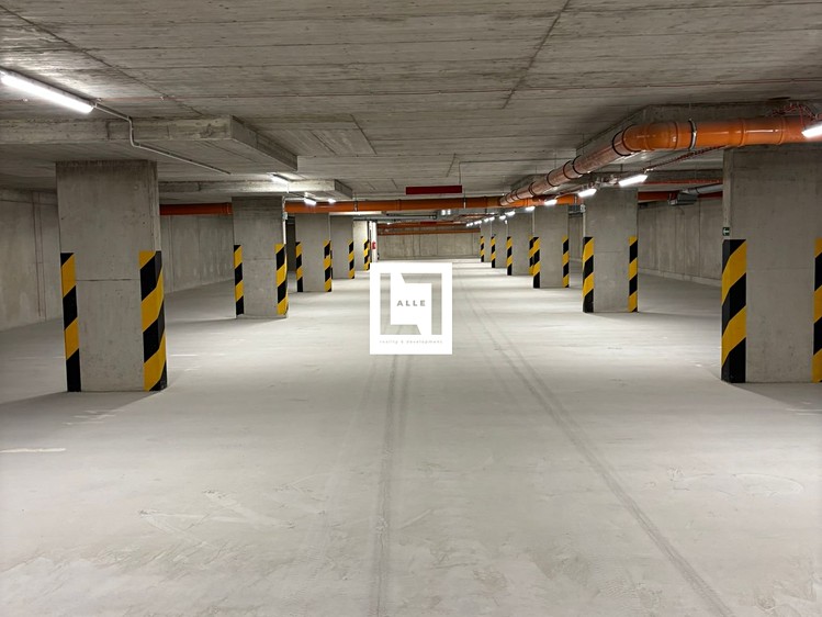 Pronájem garážového stání 13 m² - foto 4