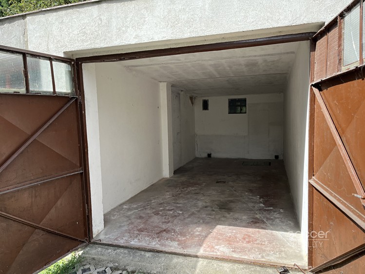 Pronájem garáže 18 m² - foto 2