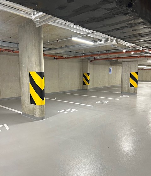 Pronájem garážového stání 15 m² - foto 3