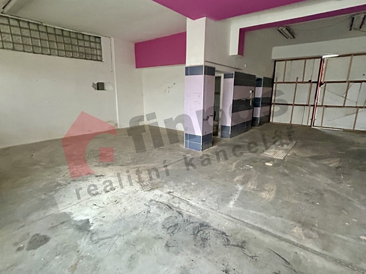 Pronájem garáže 77 m² - foto 2