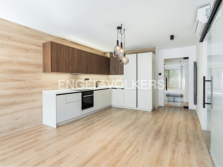 Prodej bytu 4+kk 110 m² - foto 3