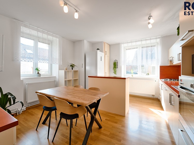 Prodej bytu 2+1 76 m² (Jednopodlažní) - foto 6