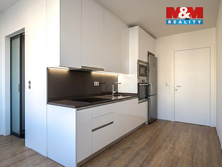 Prodej bytu 3+1 76 m² - foto 3
