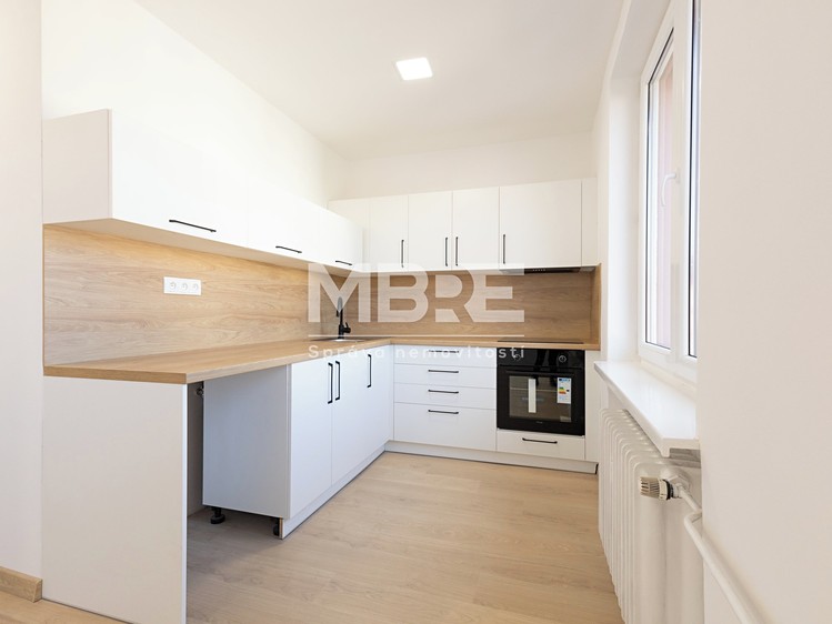 Pronájem bytu 2+1 55 m² - foto 2