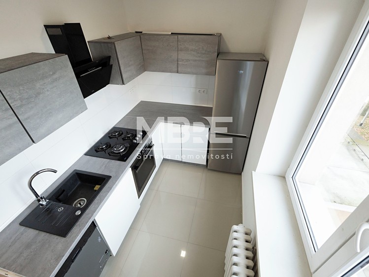 Pronájem bytu 1+1 43 m² - foto 3