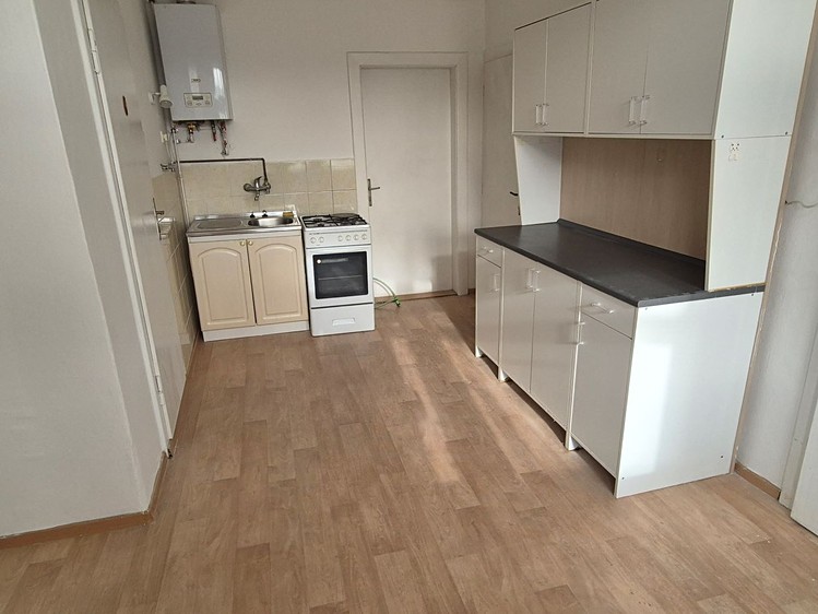 Pronájem bytu 2+1 62 m² - foto 5