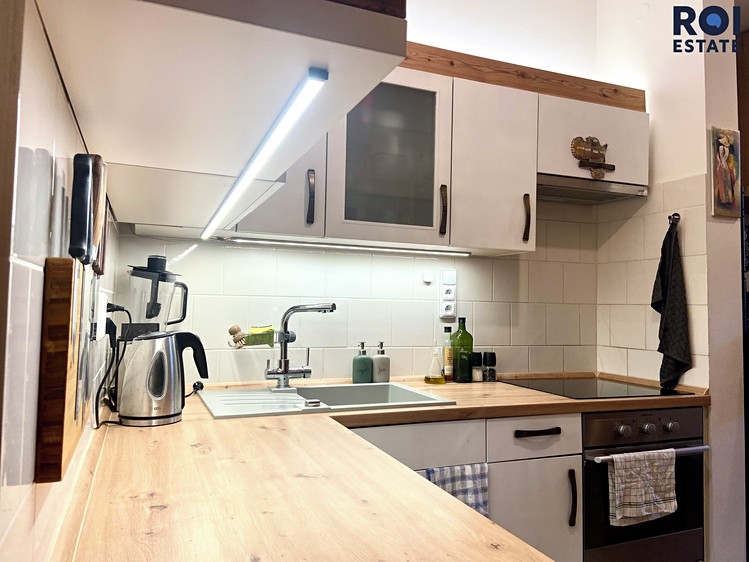 Pronájem bytu 2+1 67 m² - foto 6