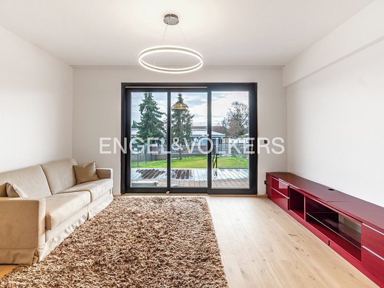 Pronájem bytu 2+kk 55 m² - foto 2