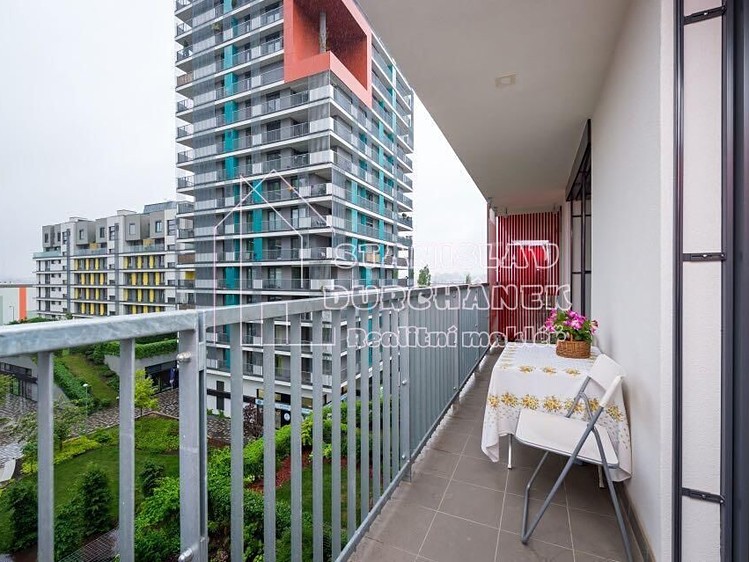 Pronájem bytu 2+kk 52 m² (Jednopodlažní) - foto 4