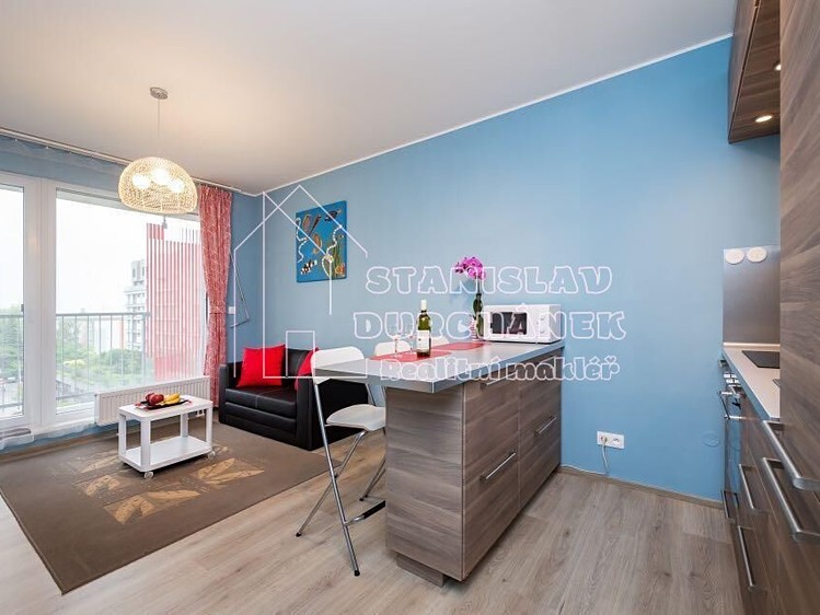Pronájem bytu 2+kk 52 m² (Jednopodlažní) - foto 8