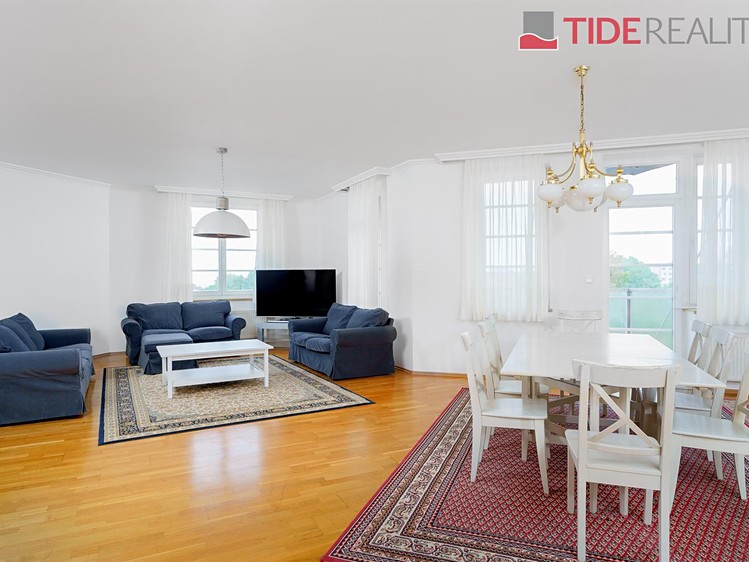 Pronájem bytu 4+kk 190 m² - foto 3
