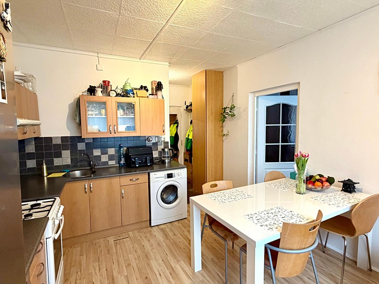 Pronájem bytu 1+1 37 m² - foto 1