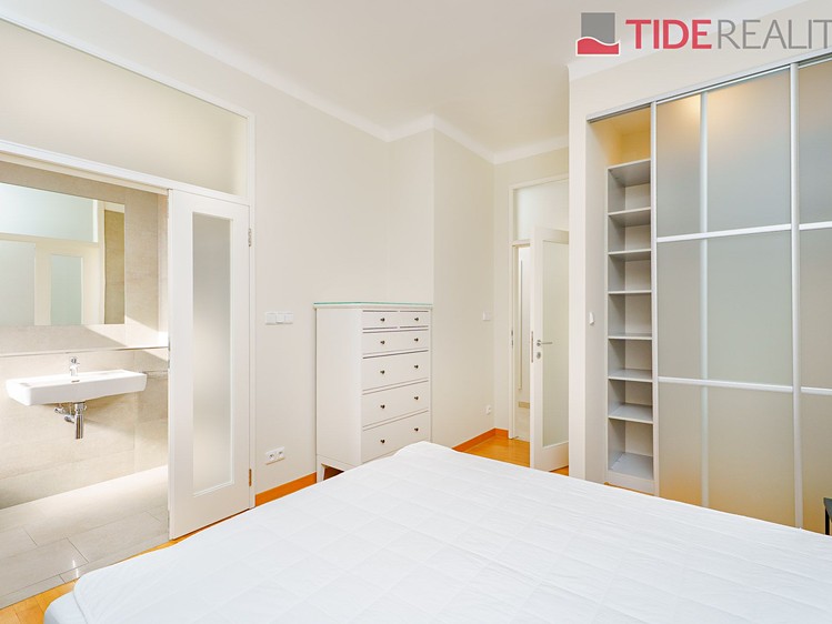 Pronájem bytu 2+kk 70 m² - foto 5
