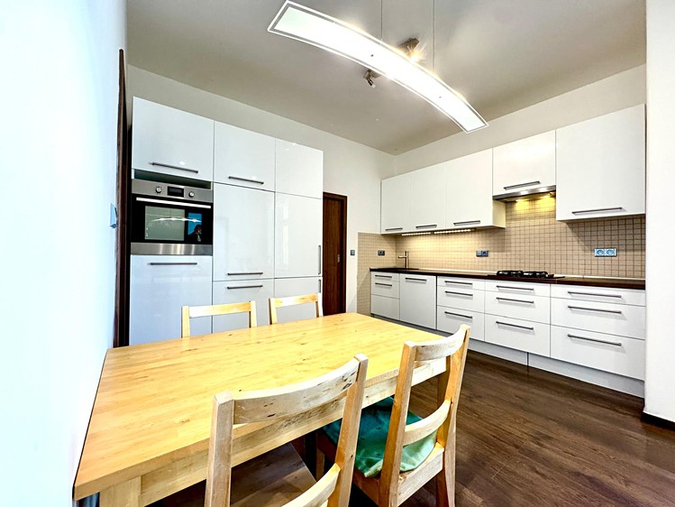 Pronájem bytu 2+kk 49 m² - foto 2