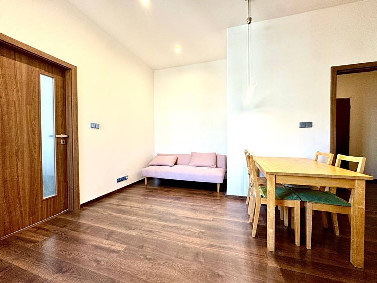 Pronájem bytu 2+kk 49 m² - foto 5