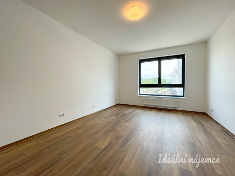 Pronájem bytu 1+kk 31 m² - foto 7