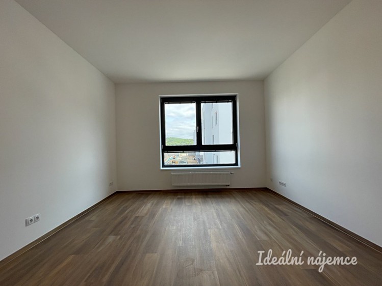 Pronájem bytu 1+kk 31 m² - foto 8