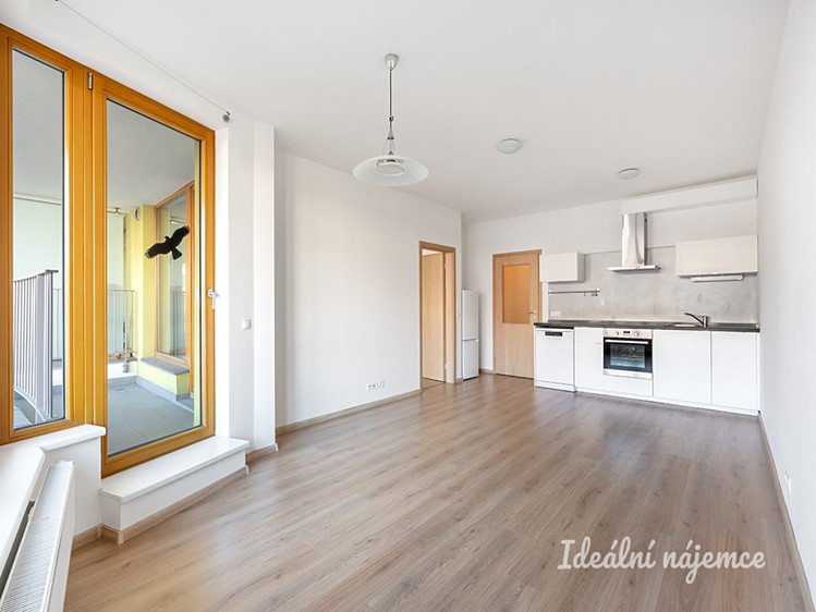 Pronájem bytu 2+kk 53 m² - foto 1