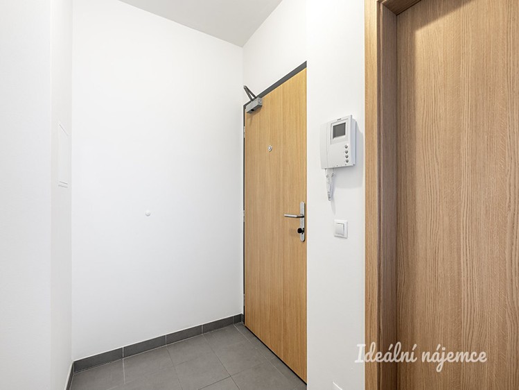 Pronájem bytu 2+kk 53 m² - foto 8