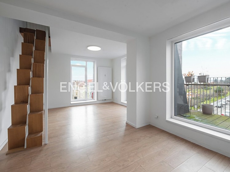 Pronájem bytu 2+kk 62 m² - foto 2