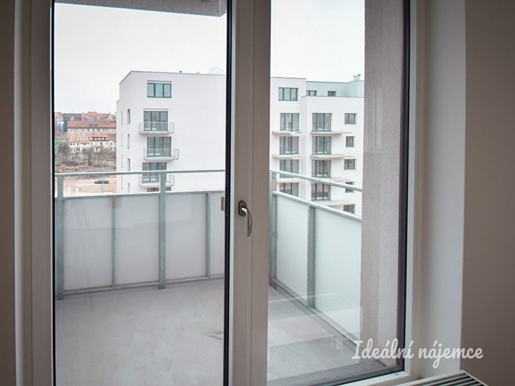Pronájem bytu 1+kk 42 m² - foto 6