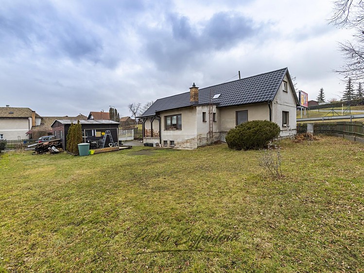 Prodej rodinného domu 76 m², pozemek 527 m² - foto 1