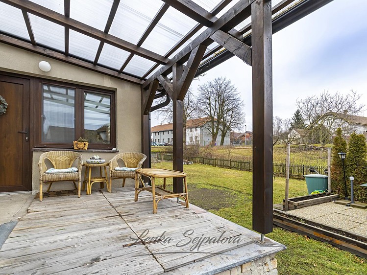 Prodej rodinného domu 76 m², pozemek 527 m² - foto 3