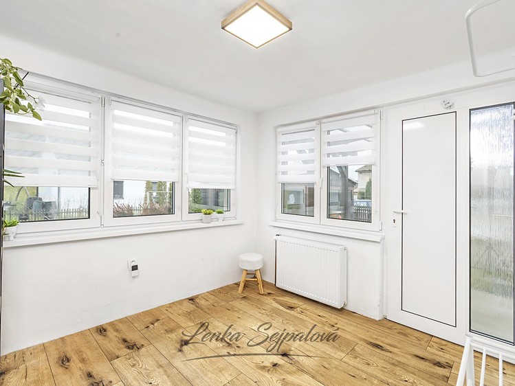 Prodej rodinného domu 76 m², pozemek 527 m² - foto 8