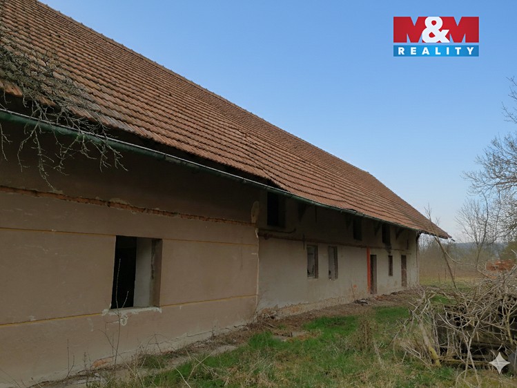 Prodej rodinného domu 250 m², pozemek 4 164 m² - foto 6