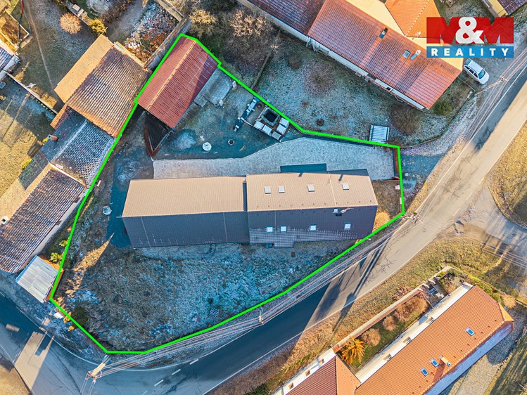 Prodej rodinného domu 225 m², pozemek 1 397 m² - foto 5