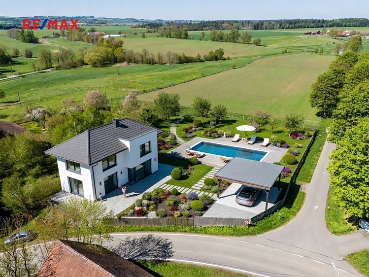Prodej rodinného domu 70 m², pozemek 2 046 m² - foto 2