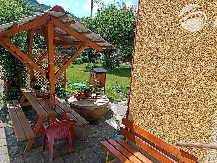 Prodej  rodinného domu 202 m², pozemek 556 m² - foto 5