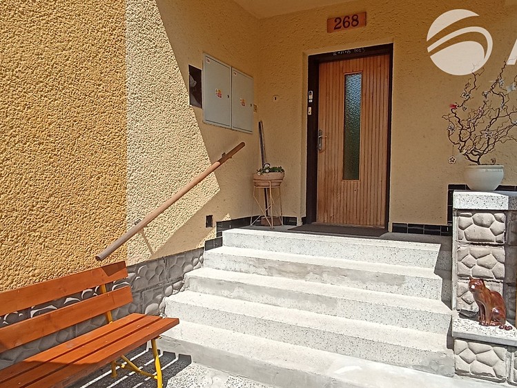 Prodej  rodinného domu 202 m², pozemek 556 m² - foto 7