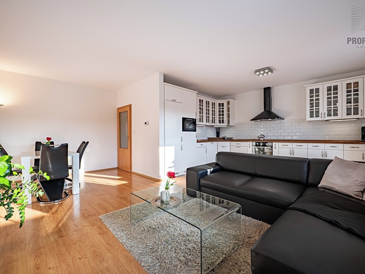 Prodej rodinného domu 162 m², pozemek 411 m² - foto 5