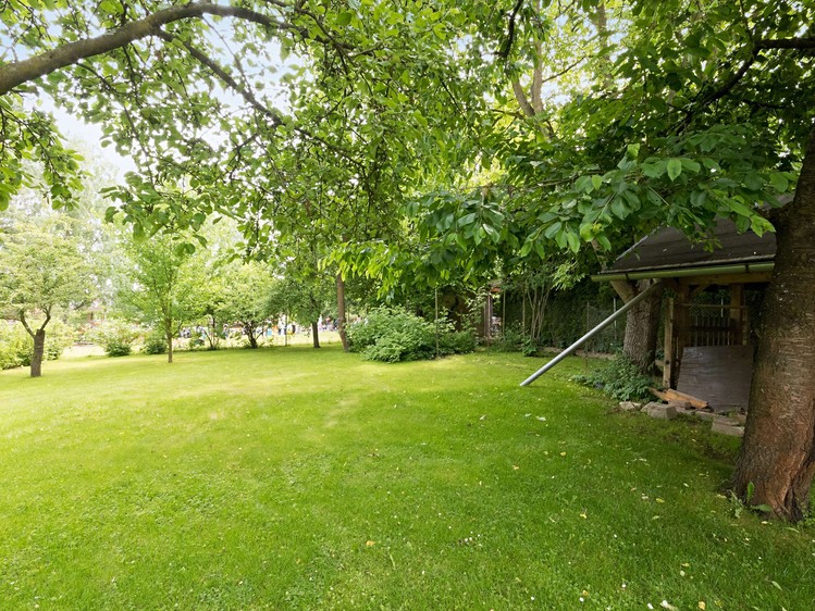 Prodej  rodinného domu 180 m², pozemek 805 m² - foto 4