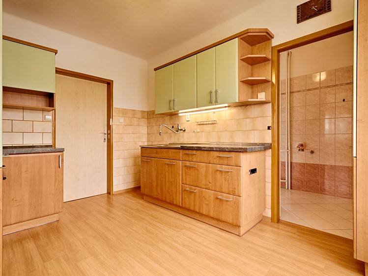 Prodej  rodinného domu 180 m², pozemek 805 m² - foto 6