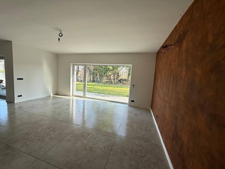 Prodej rodinného domu 200 m², pozemek 950 m² - foto 6