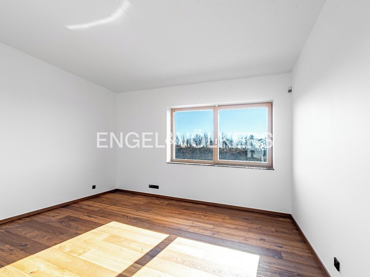 Pronájem rodinného domu 195 m², pozemek 605 m² - foto 6