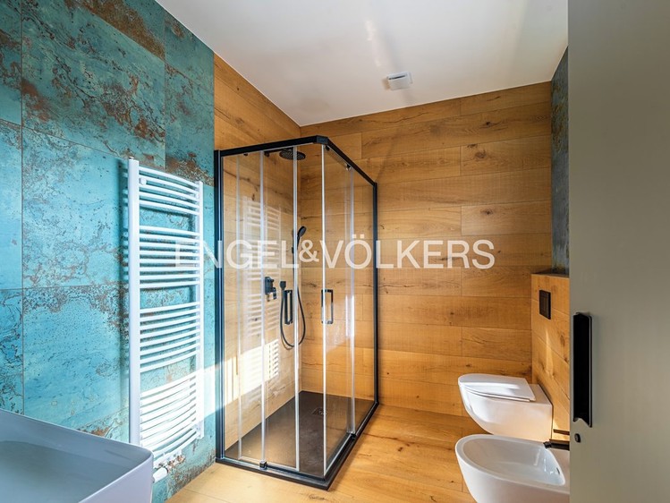 Pronájem rodinného domu 195 m², pozemek 605 m² - foto 7