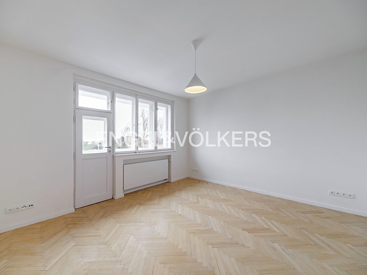 Pronájem  rodinného domu 244 m², pozemek 829 m² - foto 7