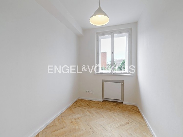 Pronájem  rodinného domu 244 m², pozemek 829 m² - foto 8