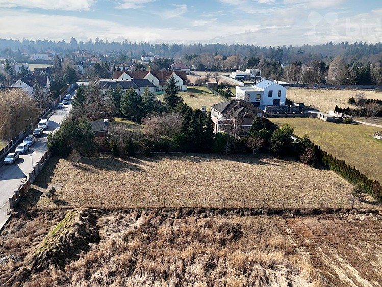 Prodej  stavebního pozemku 1 617 m² - foto 4