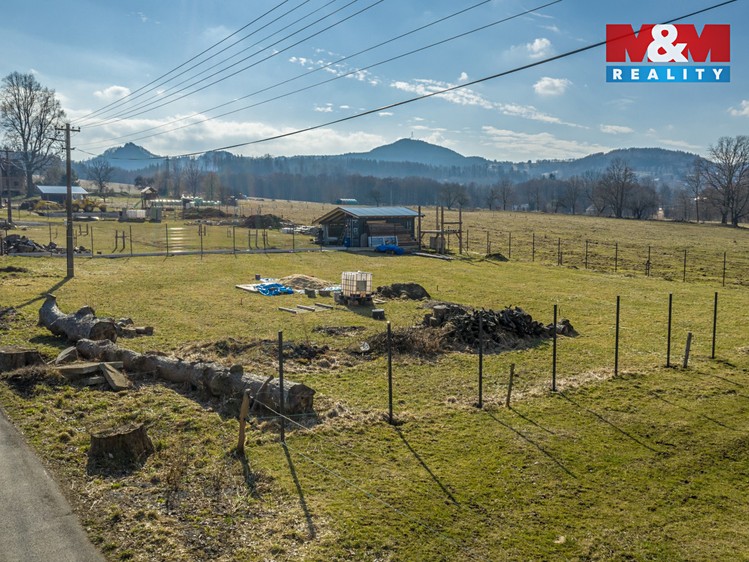 Prodej stavebního pozemku 1 390 m² - foto 2