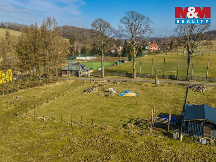 Prodej stavebního pozemku 1 390 m² - foto 3