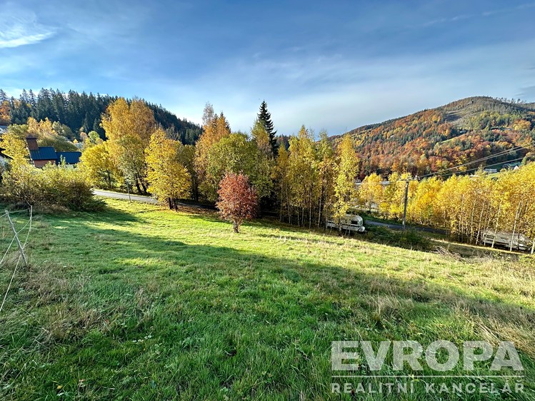 Prodej stavebního pozemku 1 262 m² - foto 3