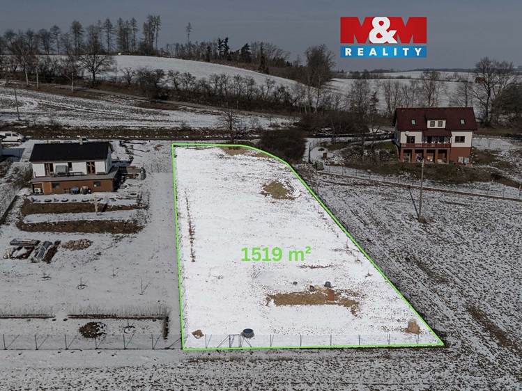 Prodej stavebního pozemku 1 519 m² - foto 1