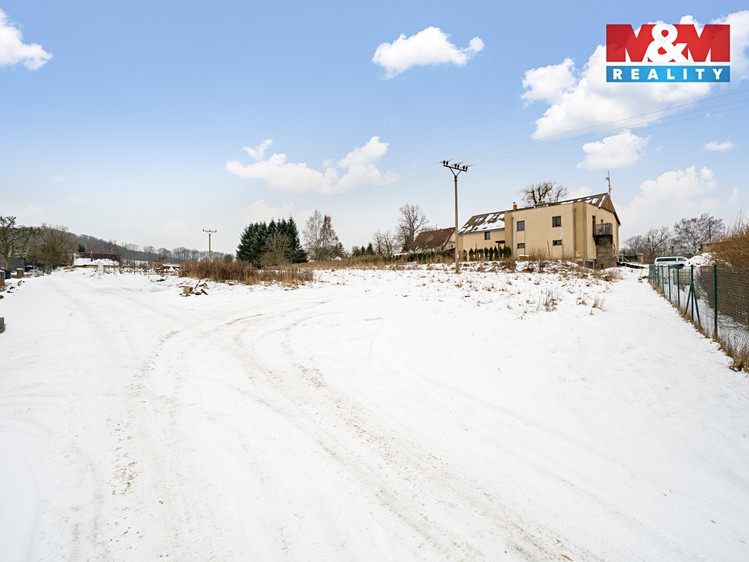 Prodej stavebního pozemku 1 025 m² - foto 3