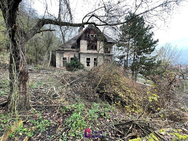 Prodej stavebního pozemku 1 505 m² - foto 2